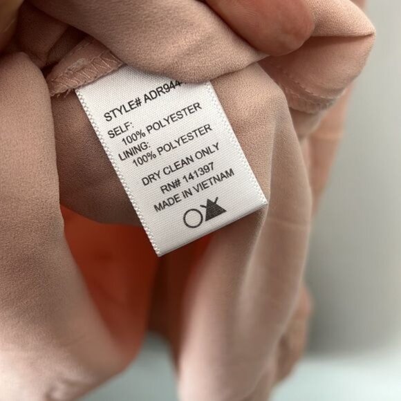 ASTR OFF SHOULDER DRESS - Picture 6 of 6